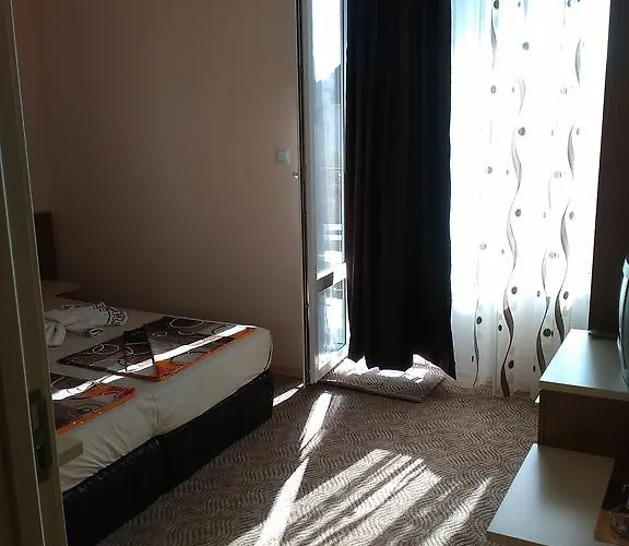 Fits Приморско