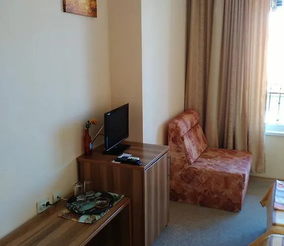 Fits Приморско